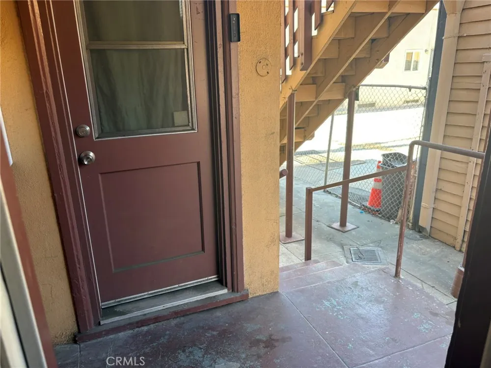 617 West 3rd Street Long Beach, CA 90802