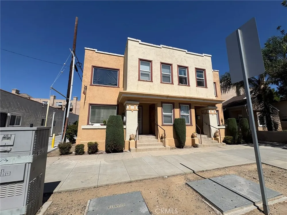 617 West 3rd Street Long Beach, CA 90802