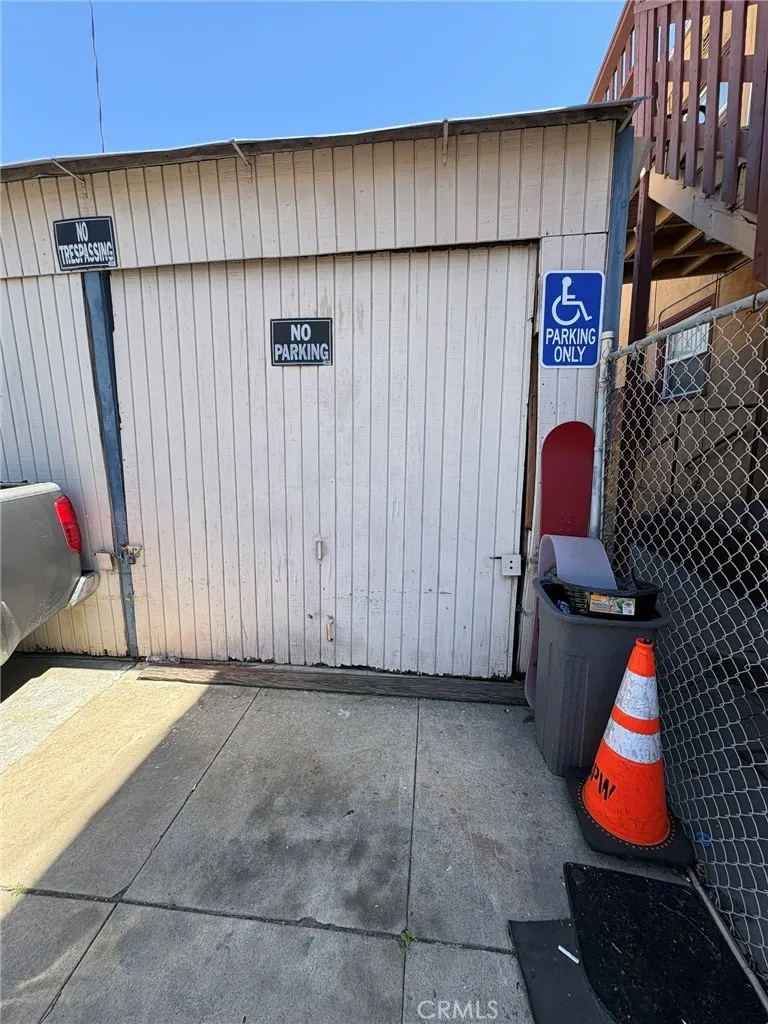 617 West 3rd Street Long Beach, CA 90802