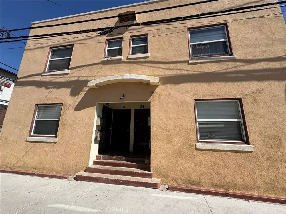 617 West 3rd Street Long Beach, CA 90802