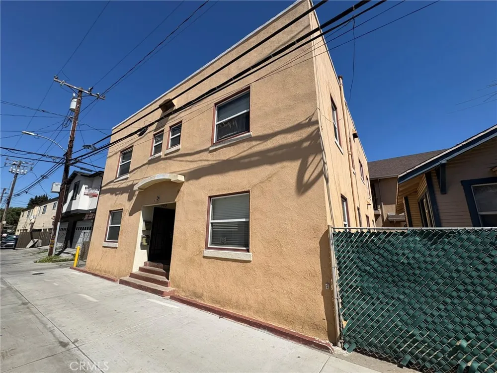 617 West 3rd Street Long Beach, CA 90802