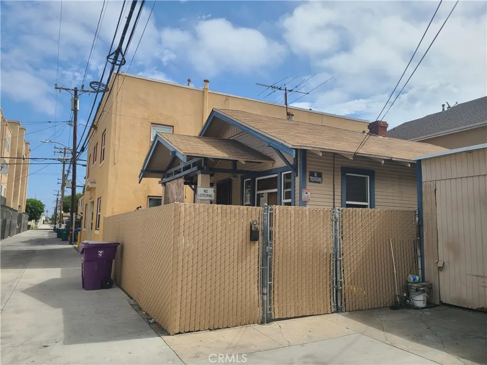 617 West 3rd Street Long Beach, CA 90802