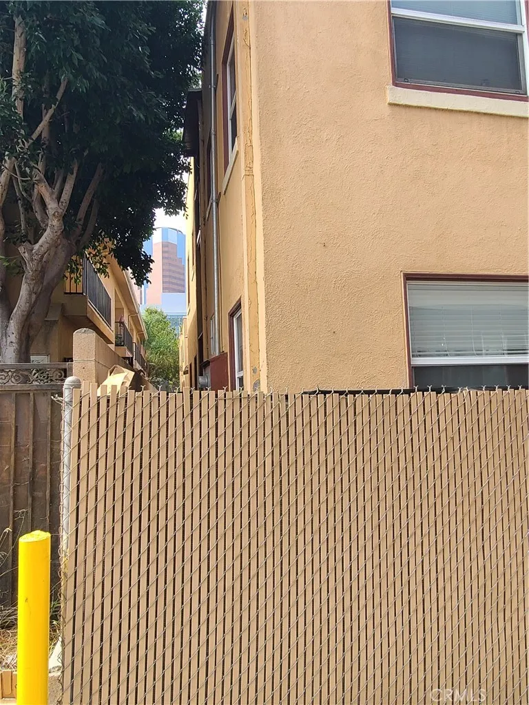 617 West 3rd Street Long Beach, CA 90802