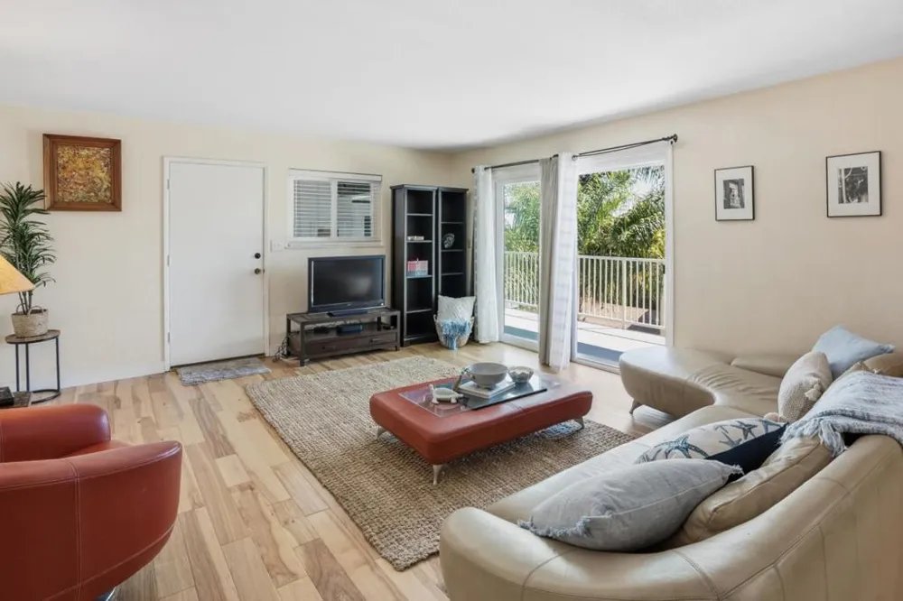 328 Main Street #13 Santa Cruz, CA 95060