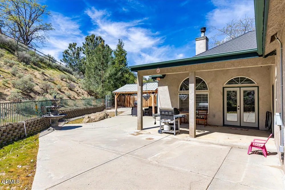 26050 Cumberland Road Tehachapi, CA 93561