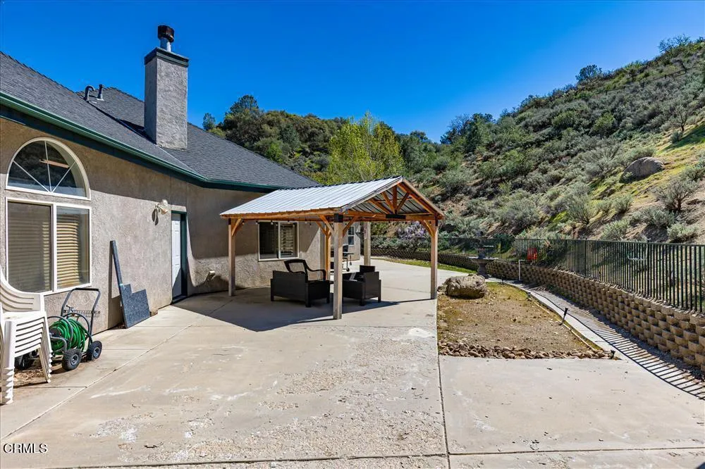 26050 Cumberland Road Tehachapi, CA 93561