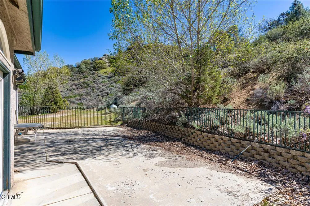 26050 Cumberland Road Tehachapi, CA 93561