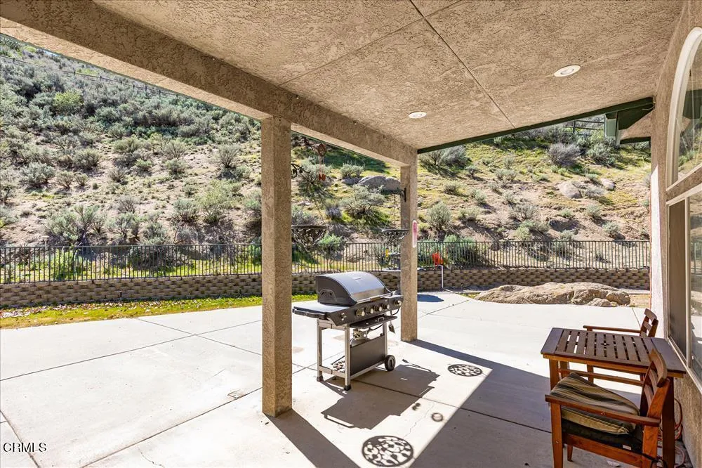 26050 Cumberland Road Tehachapi, CA 93561