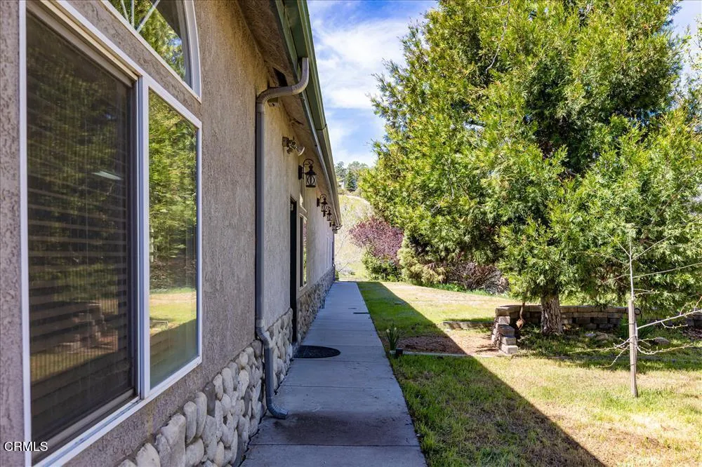 26050 Cumberland Road Tehachapi, CA 93561