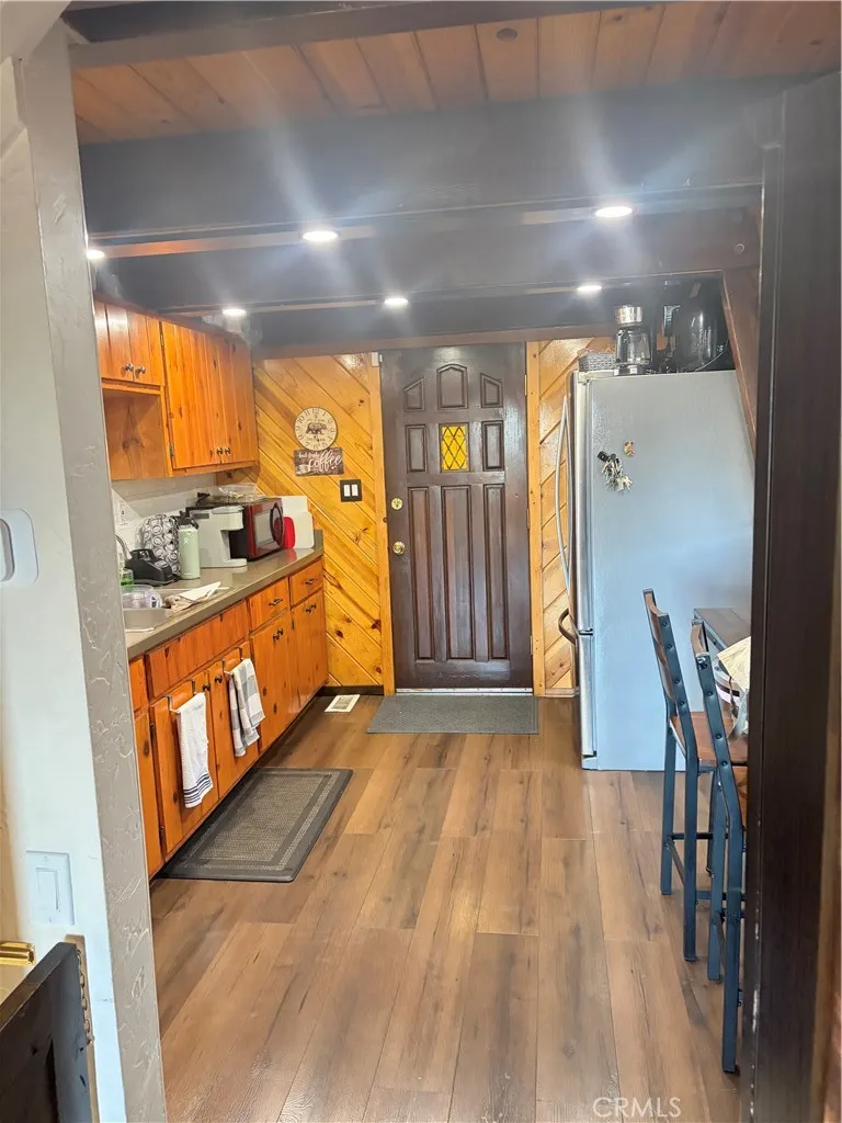2476 Elko Arrowbear, CA 92382