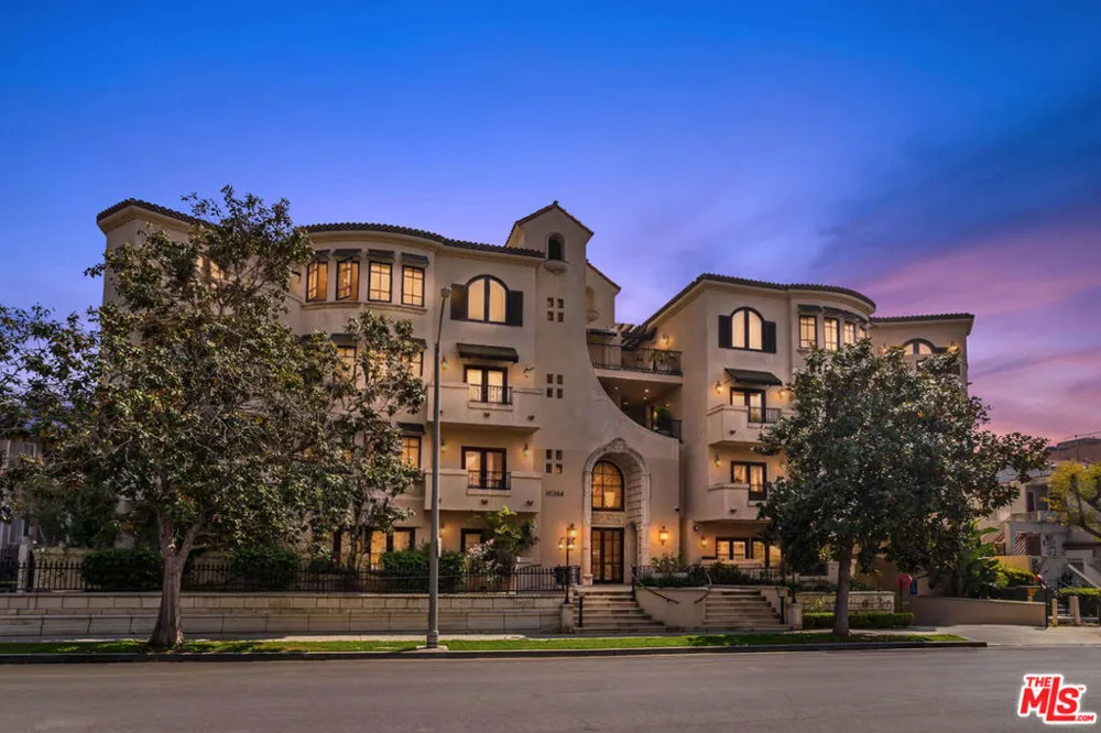 10364 Almayo Avenue #103 Los Angeles, CA 90064