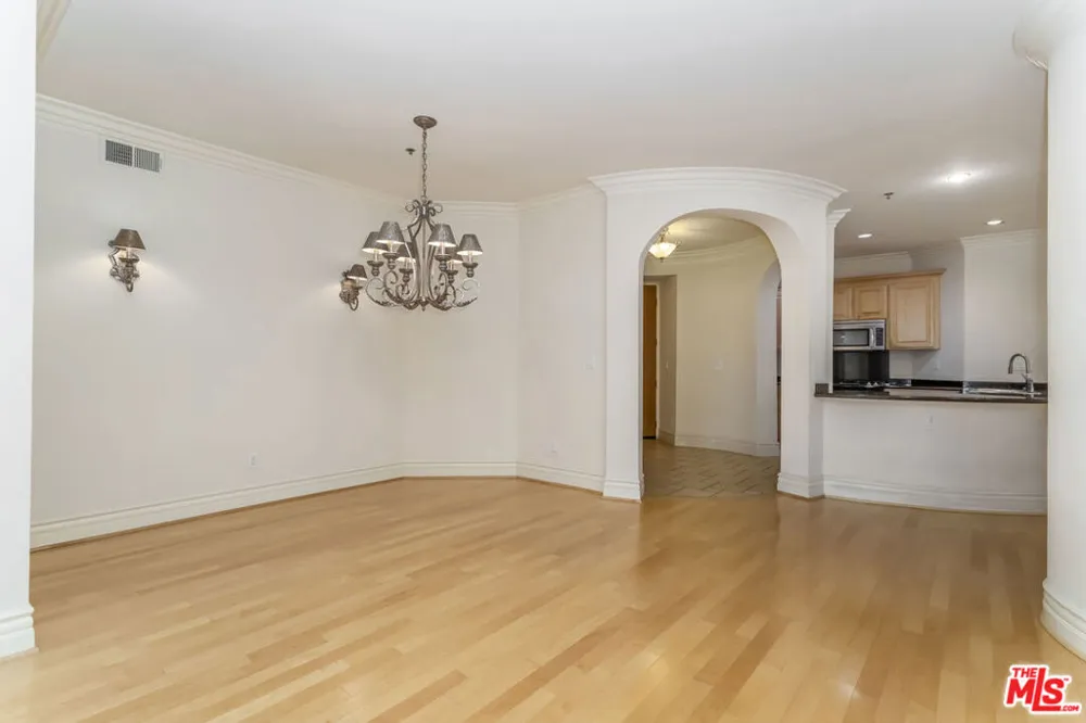 10364 Almayo Avenue #103 Los Angeles, CA 90064