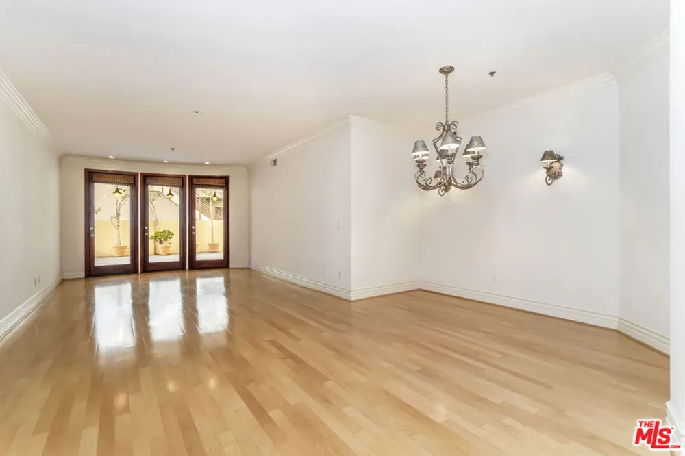 10364 Almayo Avenue #103 Los Angeles, CA 90064