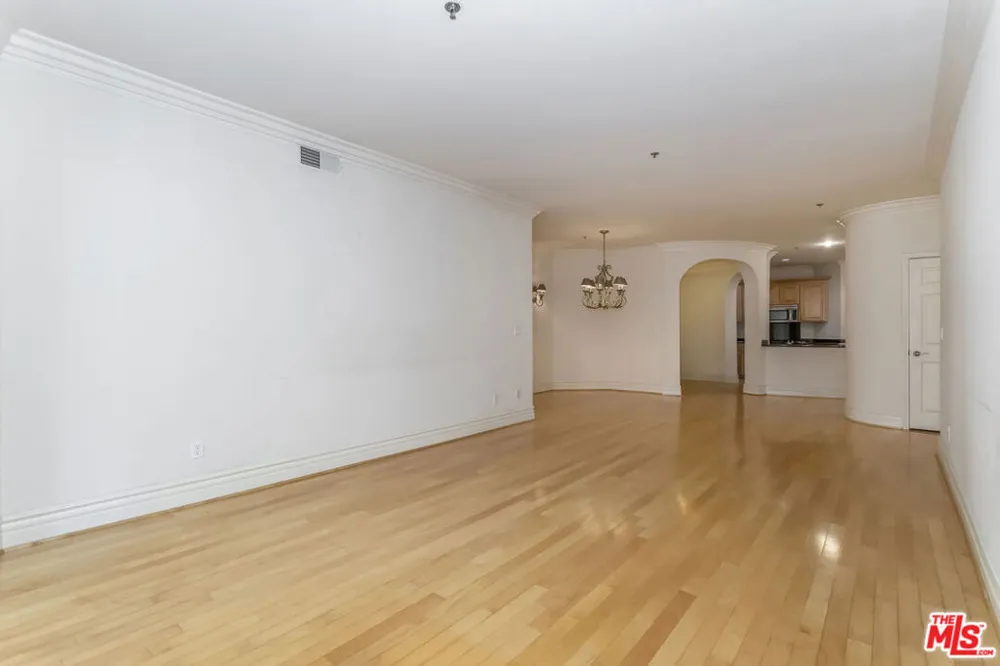 10364 Almayo Avenue #103 Los Angeles, CA 90064