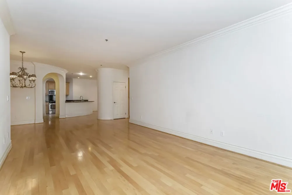10364 Almayo Avenue #103 Los Angeles, CA 90064