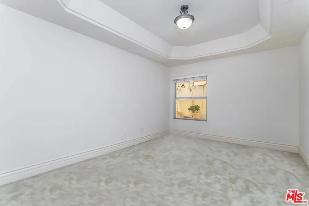 10364 Almayo Avenue #103 Los Angeles, CA 90064
