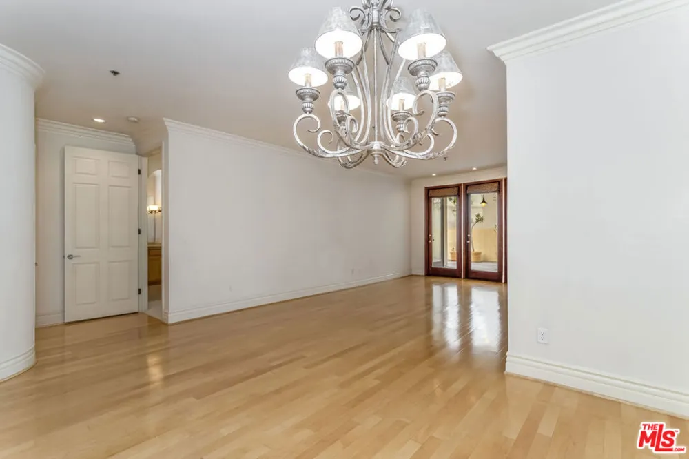 10364 Almayo Avenue #103 Los Angeles, CA 90064