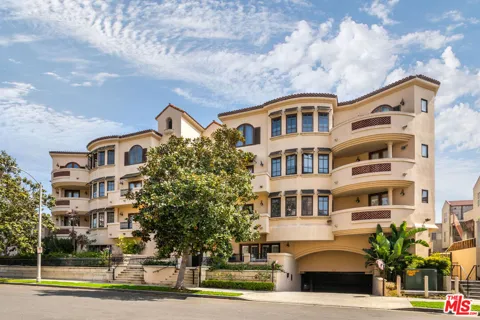 10364 Almayo Avenue #103