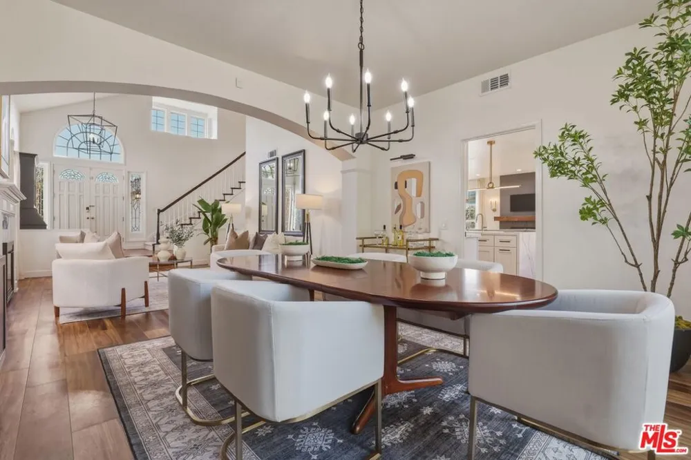 7619 W 85th Street Playa del Rey, CA 90293