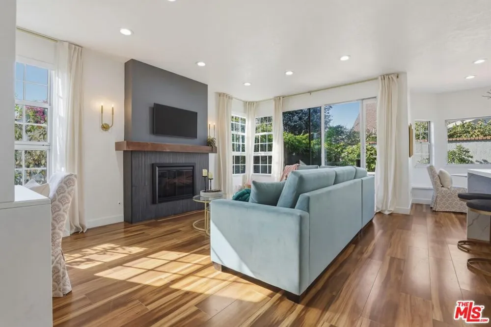 7619 W 85th Street Playa del Rey, CA 90293