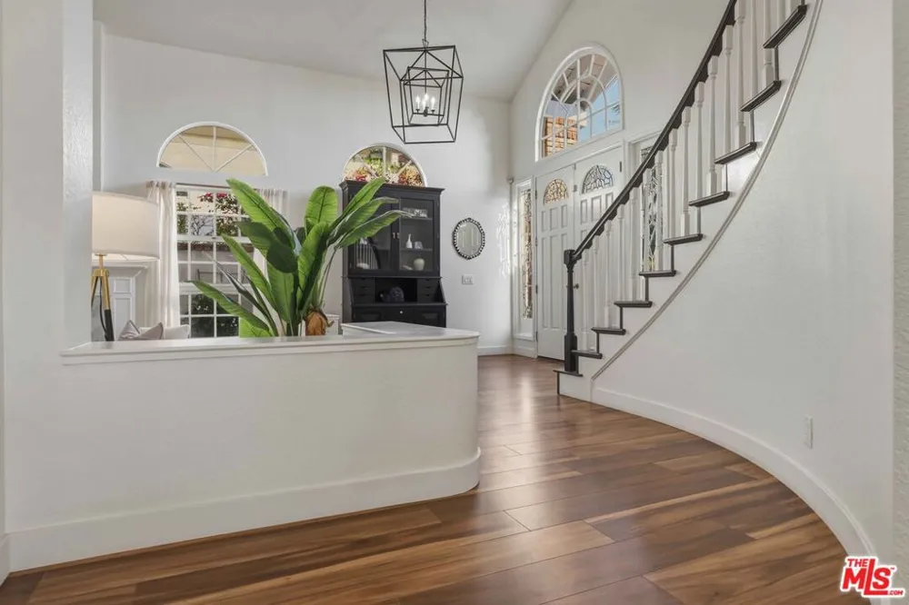 7619 W 85th Street Playa del Rey, CA 90293