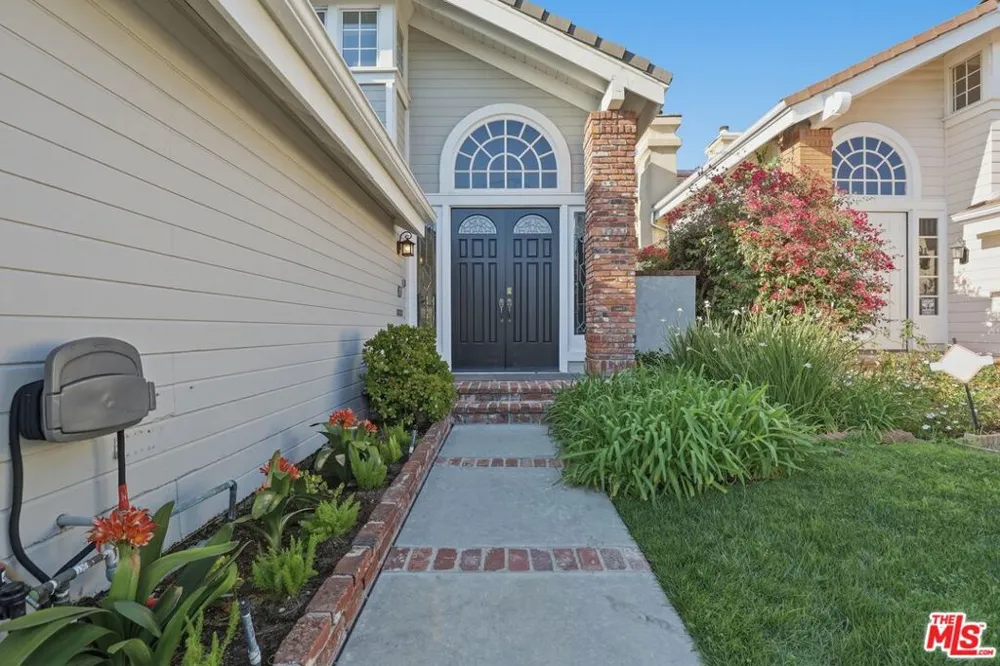 7619 W 85th Street Playa del Rey, CA 90293