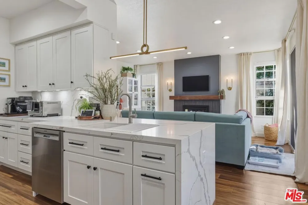 7619 W 85th Street Playa del Rey, CA 90293
