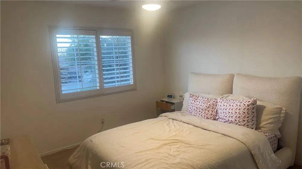 2174 W Picadilly Hanford, CA 93230