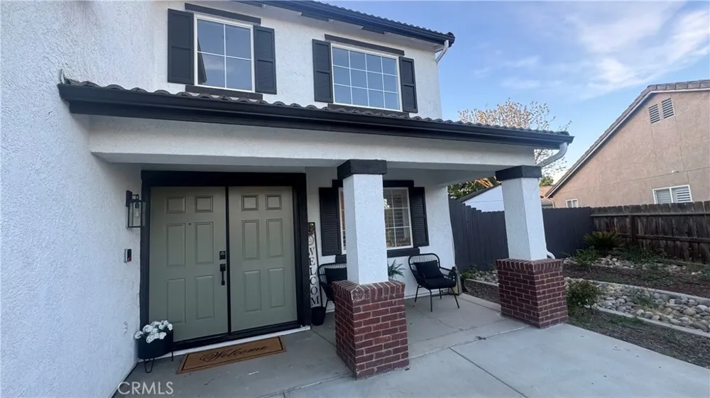 2174 W Picadilly Hanford, CA 93230