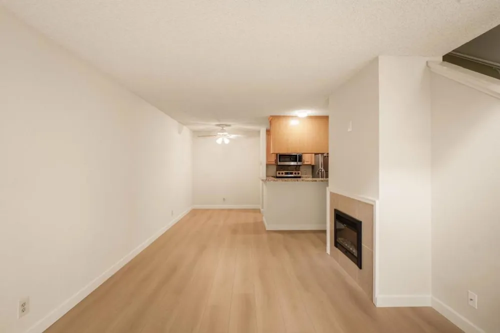 385 Mandarin Drive #11 Daly City, CA 94015