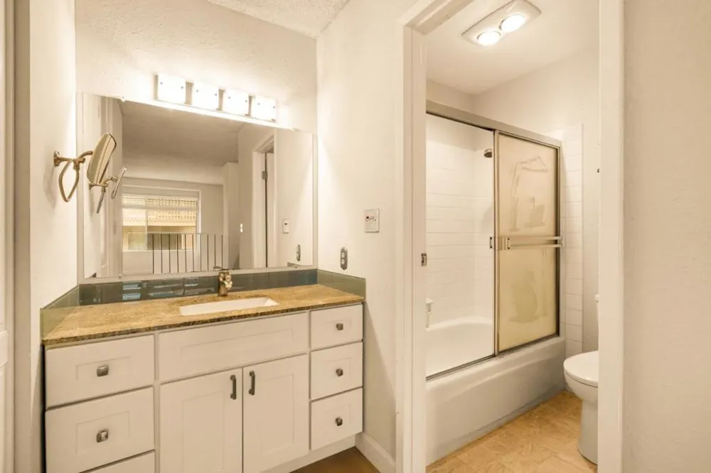 385 Mandarin Drive #11 Daly City, CA 94015