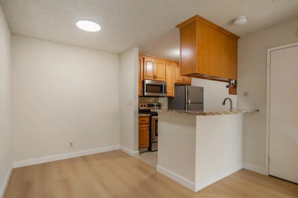 385 Mandarin Drive #11 Daly City, CA 94015
