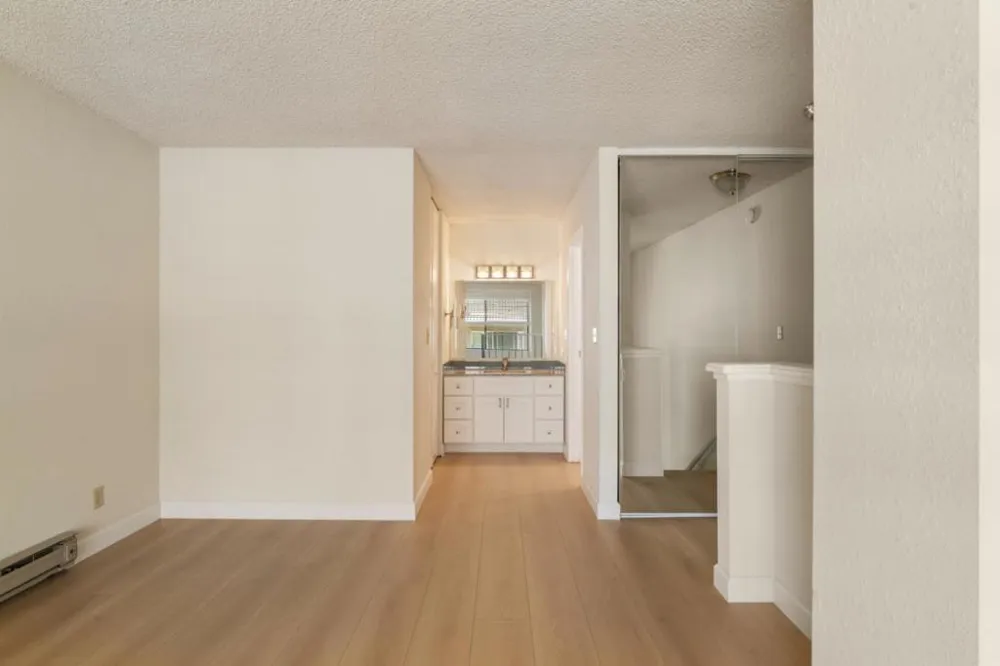 385 Mandarin Drive #11 Daly City, CA 94015