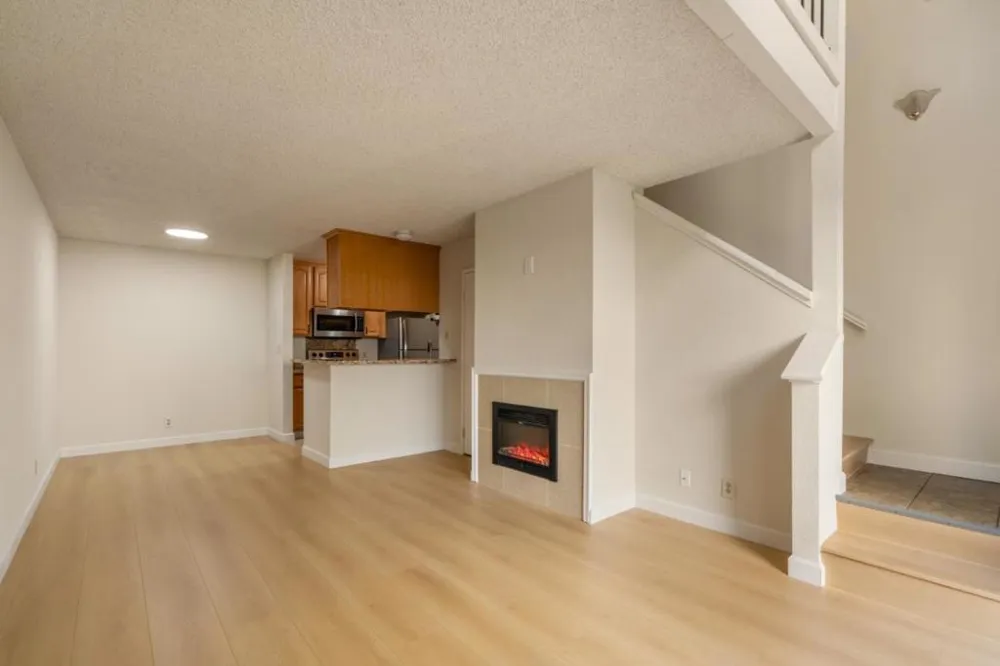 385 Mandarin Drive #11 Daly City, CA 94015