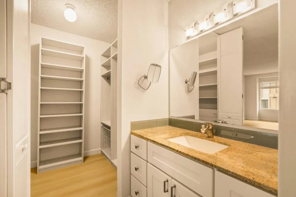 385 Mandarin Drive #11 Daly City, CA 94015