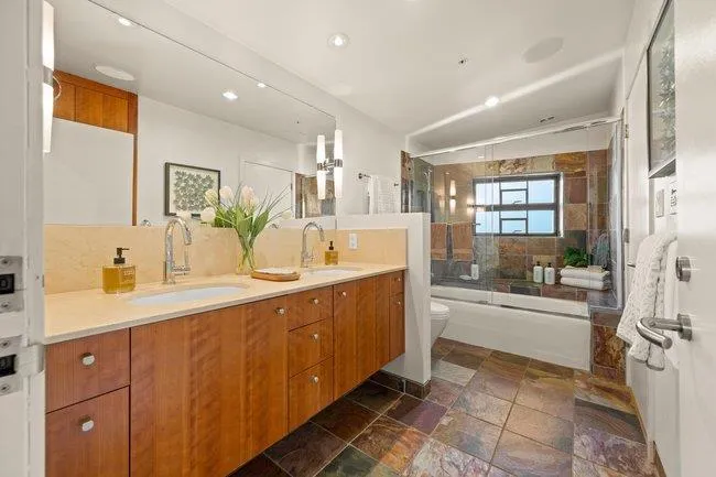 436 Lakeview Way Redwood City, CA 94062