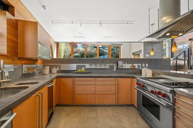 436 Lakeview Way Redwood City, CA 94062