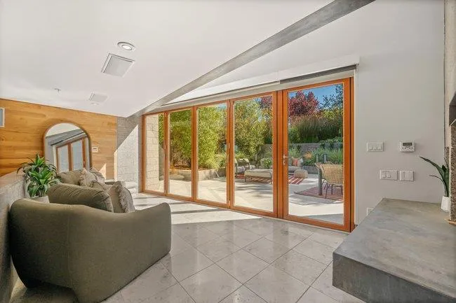 436 Lakeview Way Redwood City, CA 94062