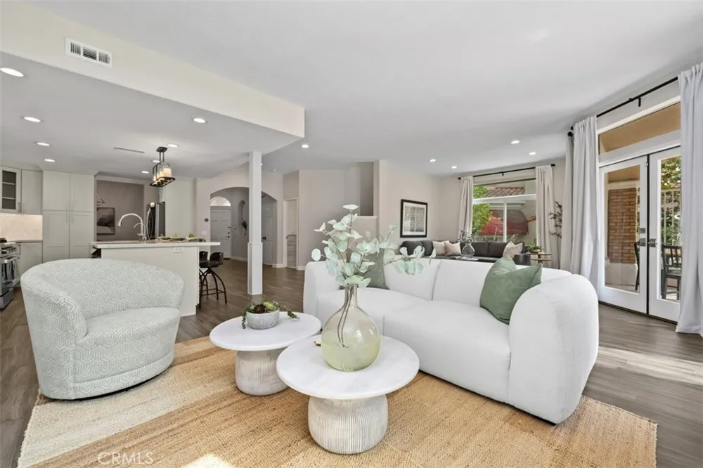 49 Via Barcaza Coto de Caza, CA 92679