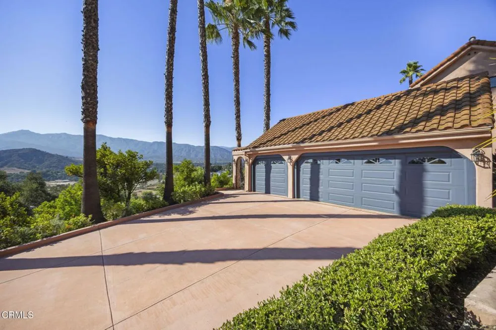10920 Ventura Avenue Oak View, CA 93022