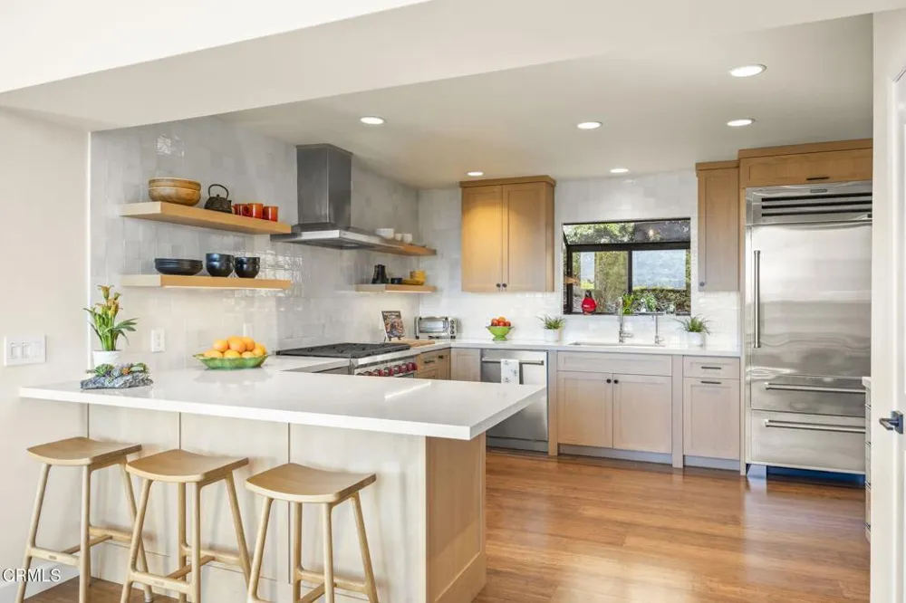 10920 Ventura Avenue Oak View, CA 93022