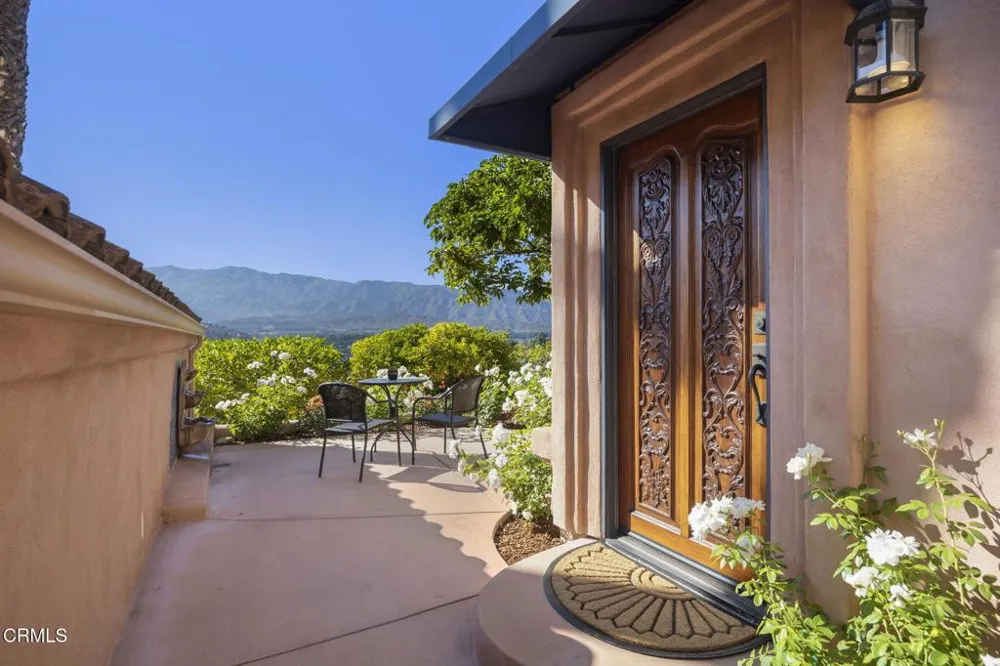 10920 Ventura Avenue Oak View, CA 93022