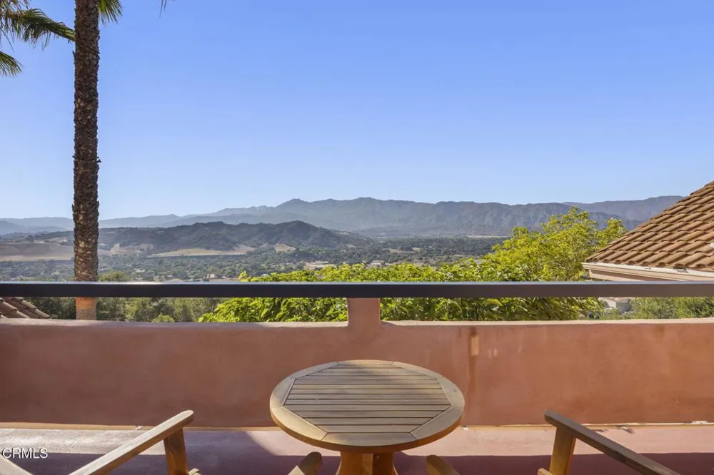 10920 Ventura Avenue Oak View, CA 93022