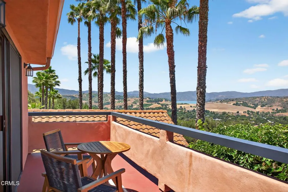 10920 Ventura Avenue Oak View, CA 93022