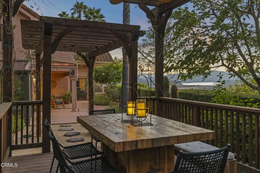 10920 Ventura Avenue Oak View, CA 93022