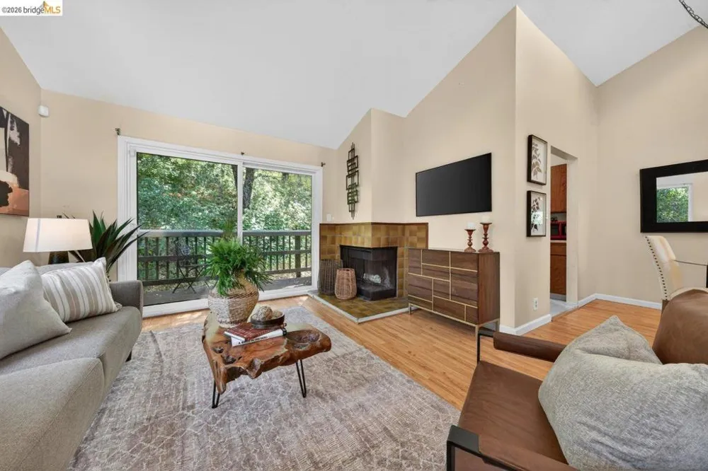 5400 Mountain Blvd #120 Oakland, CA 94619