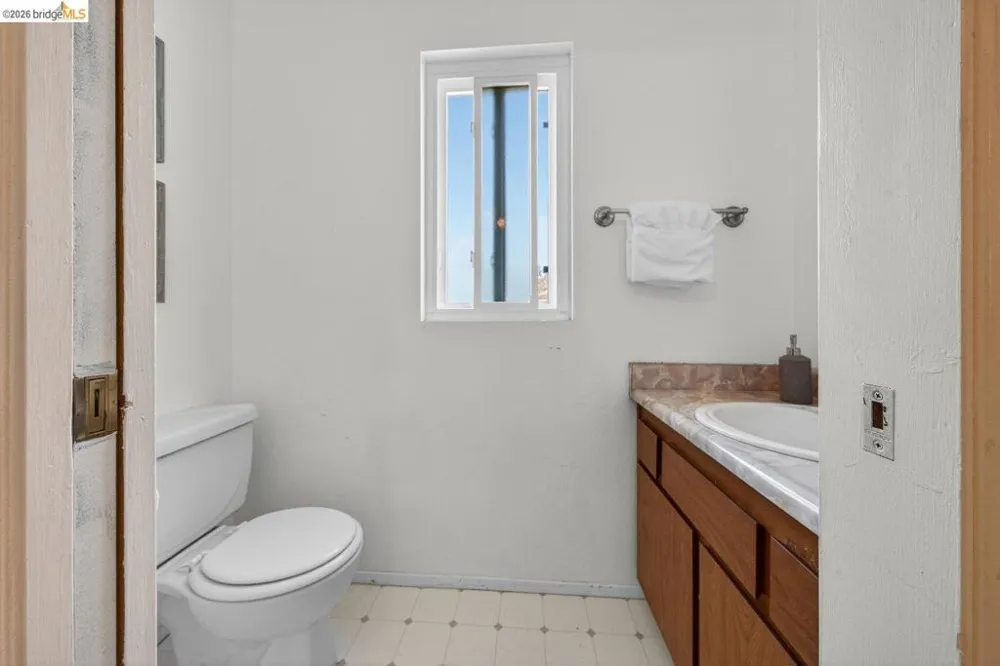 5400 Mountain Blvd #120 Oakland, CA 94619
