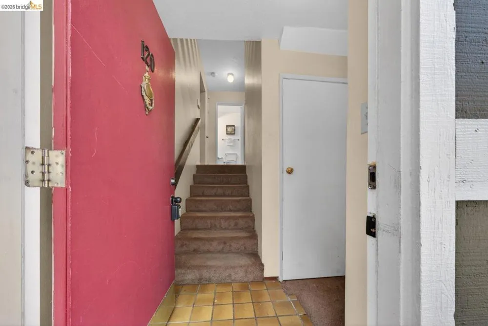 5400 Mountain Blvd #120 Oakland, CA 94619