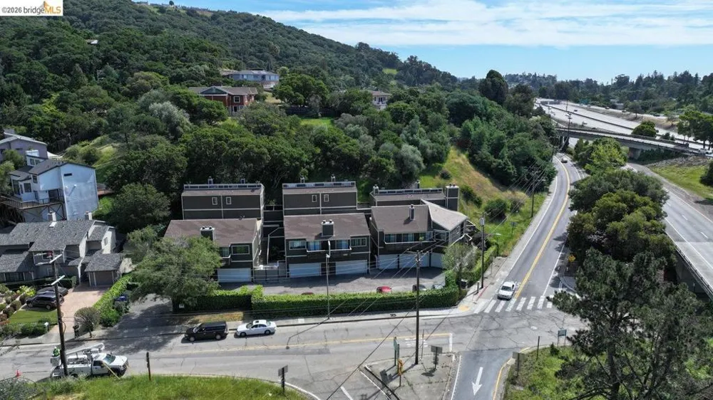 5400 Mountain Blvd #120 Oakland, CA 94619