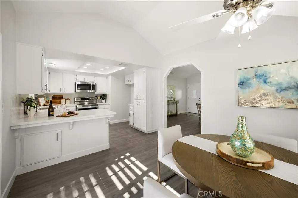 23633 Fair Weather Canyon Lake, CA 92587